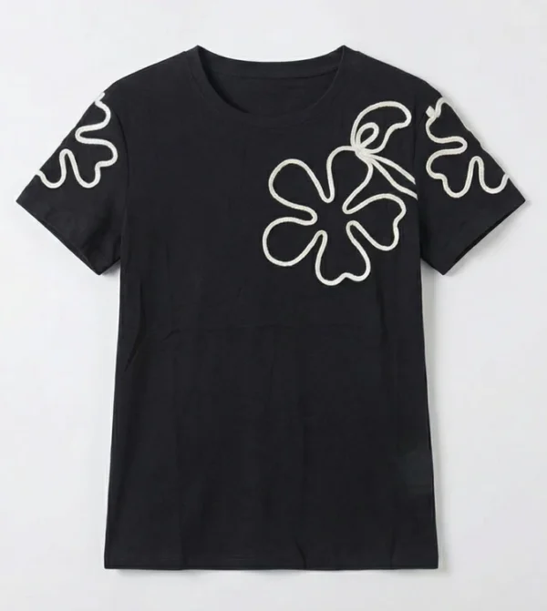 Camiseta Flor Bordada - Imagen 10