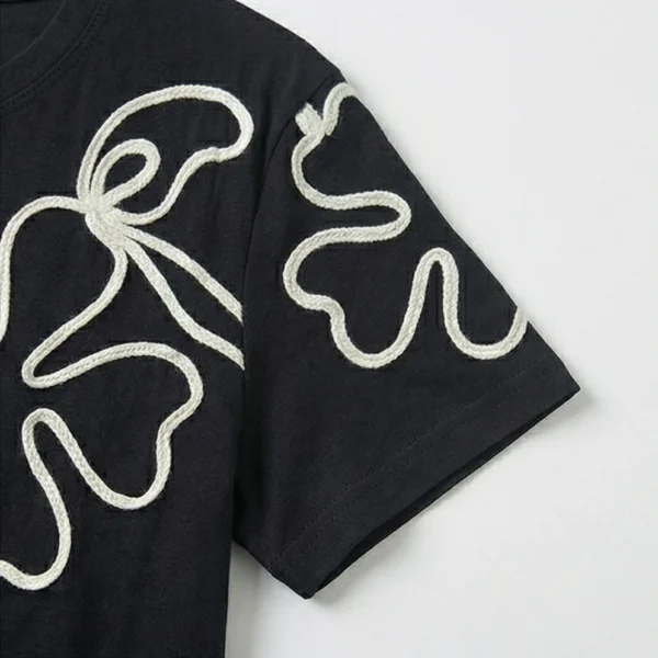 Camiseta Flor Bordada - Imagen 14