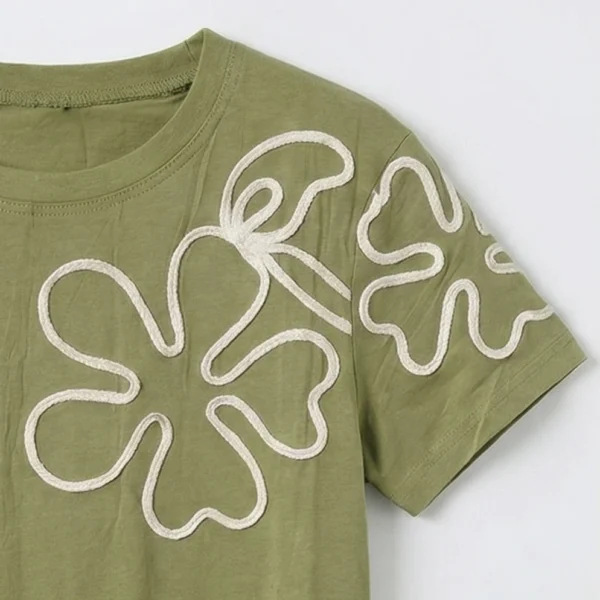 Camiseta Flor Bordada - Imagen 5