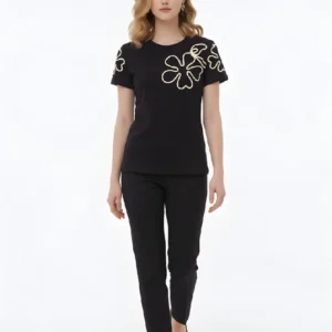 Camiseta Flor Bordada